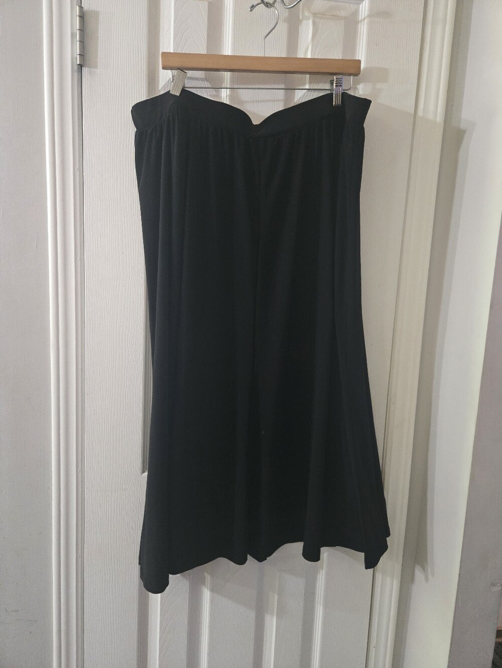 22/24w Cato slinky skirt